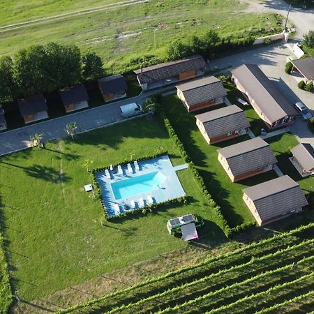 Finca Idoize Camping Hotel Akhmeta Ngoại thất bức ảnh