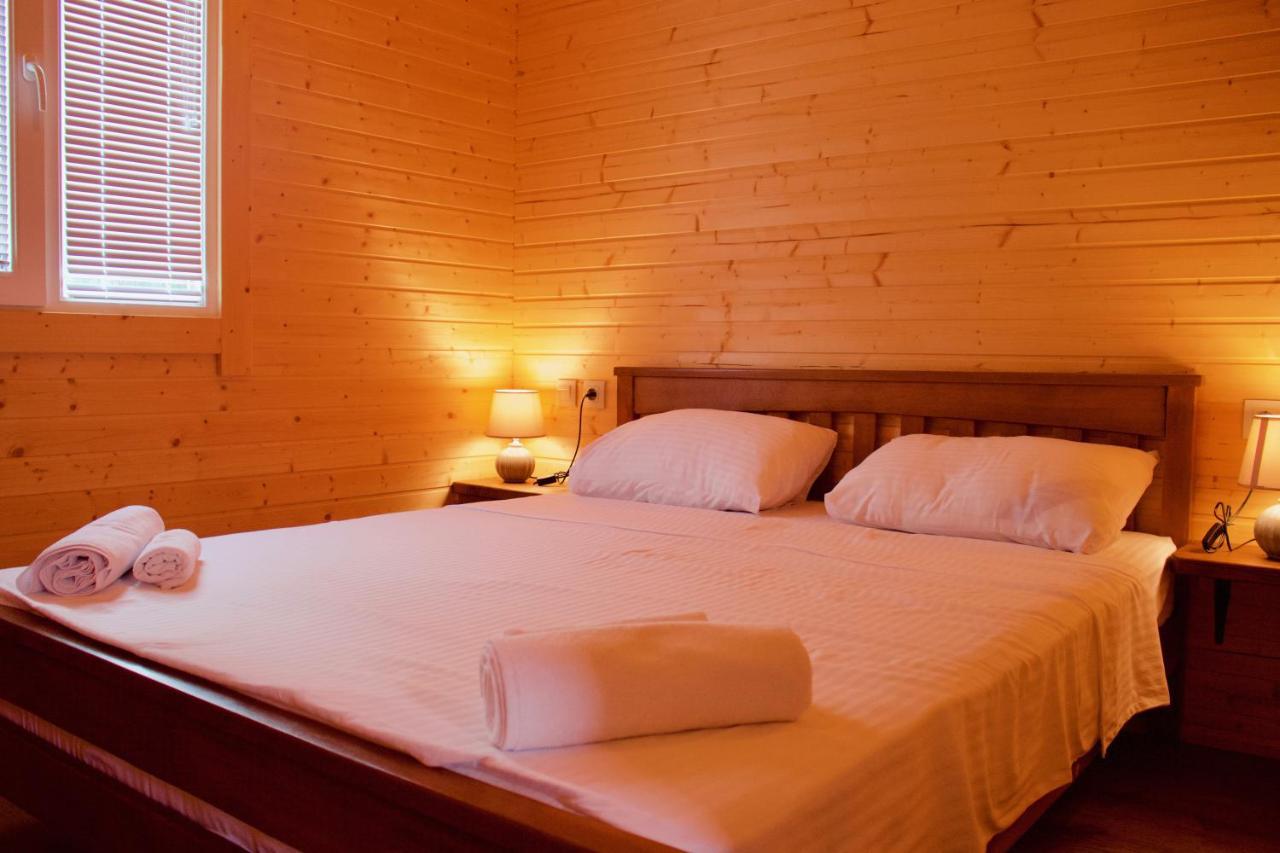 Finca Idoize Camping Hotel Akhmeta Ngoại thất bức ảnh