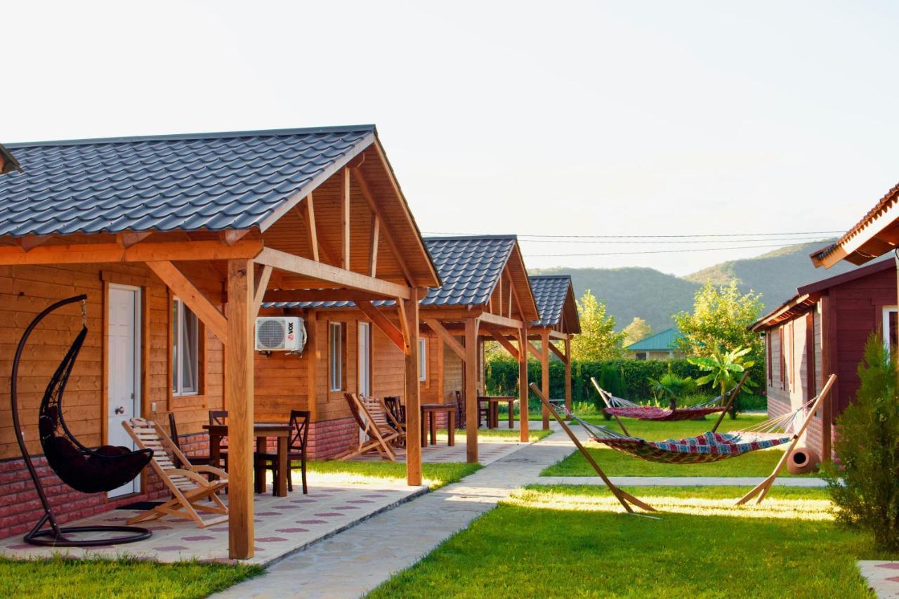 Finca Idoize Camping Hotel Akhmeta Ngoại thất bức ảnh