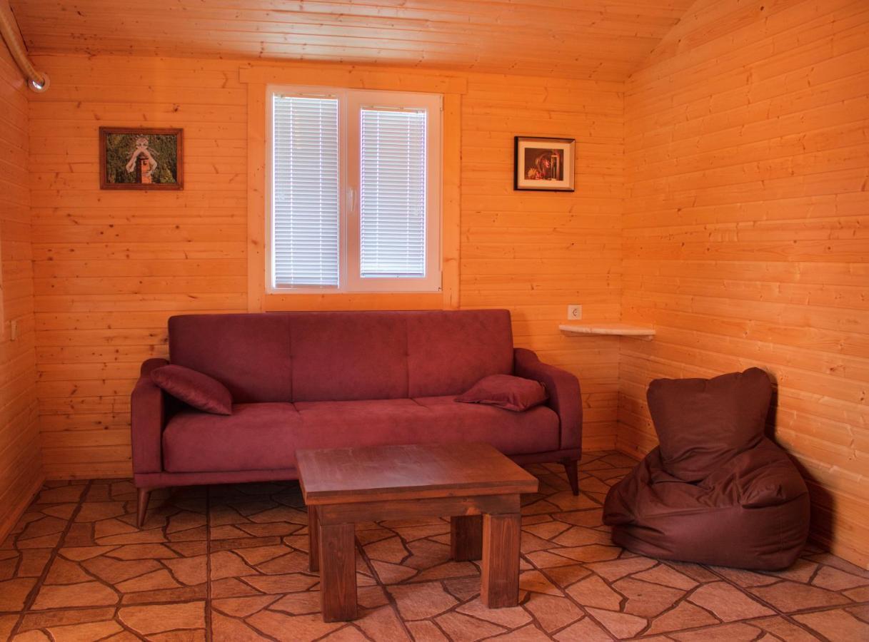 Finca Idoize Camping Hotel Akhmeta Ngoại thất bức ảnh