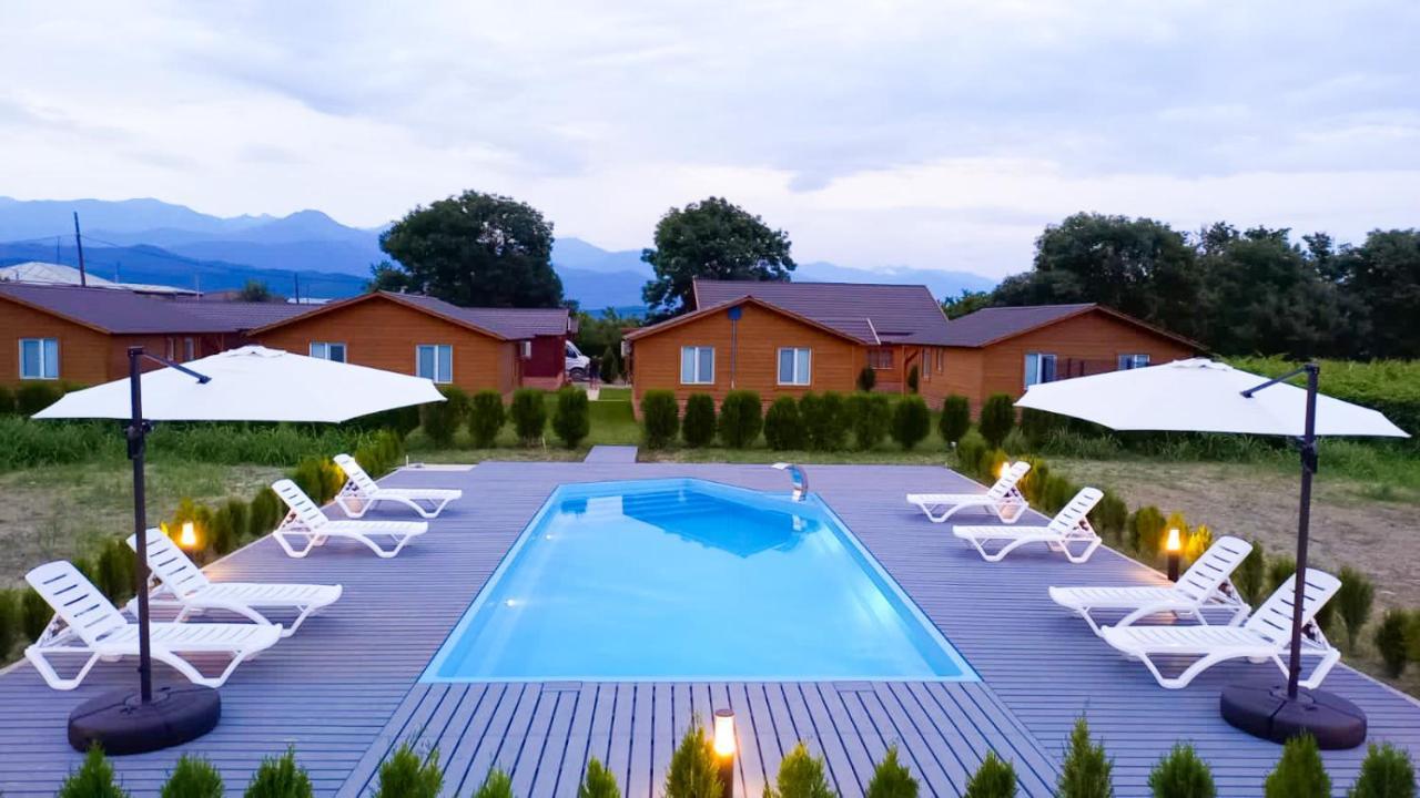 Finca Idoize Camping Hotel Akhmeta Ngoại thất bức ảnh