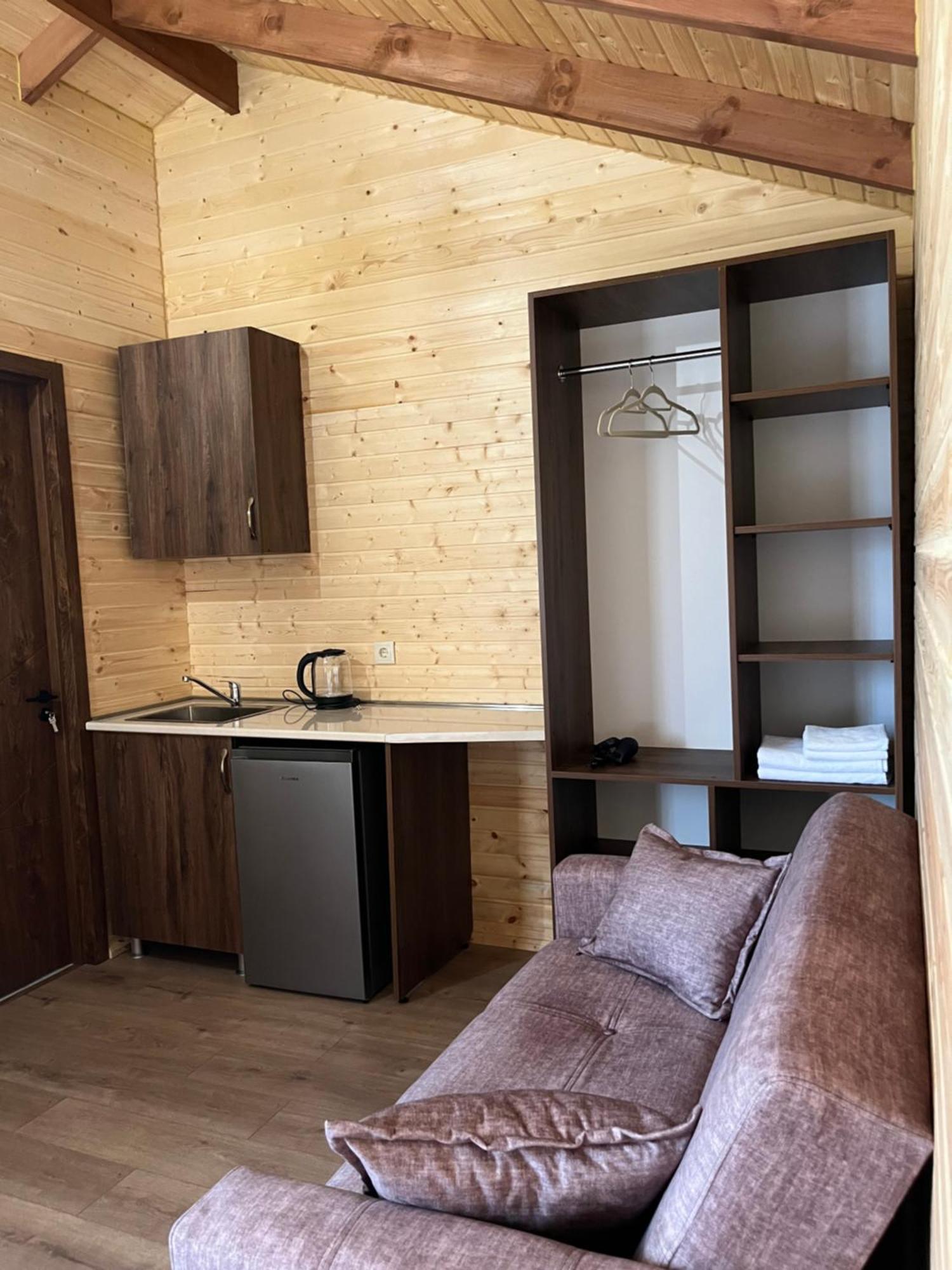 Finca Idoize Camping Hotel Akhmeta Ngoại thất bức ảnh