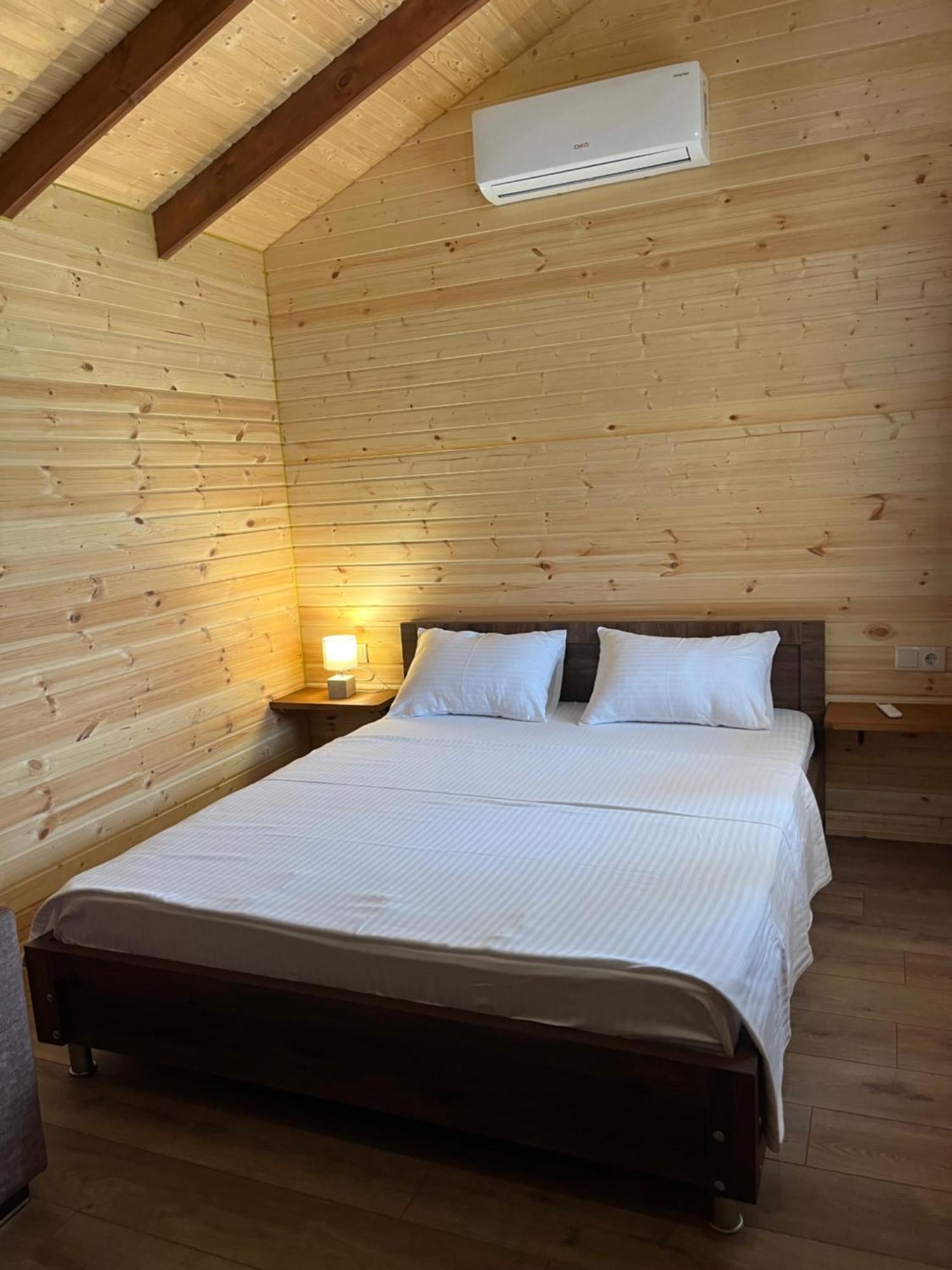Finca Idoize Camping Hotel Akhmeta Ngoại thất bức ảnh
