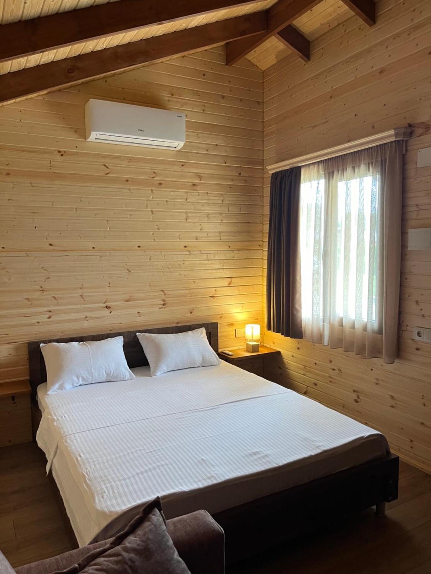 Finca Idoize Camping Hotel Akhmeta Ngoại thất bức ảnh