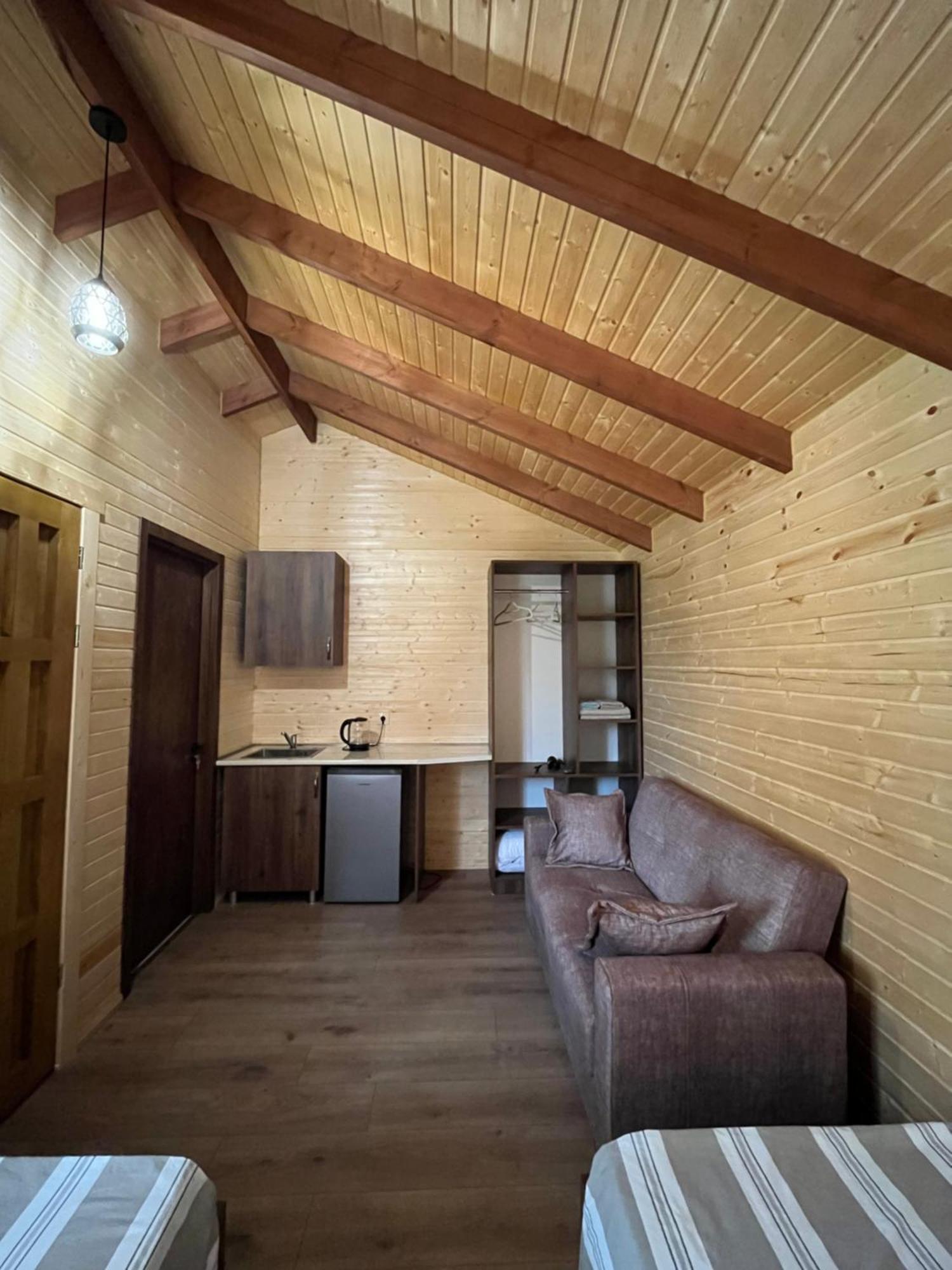Finca Idoize Camping Hotel Akhmeta Ngoại thất bức ảnh