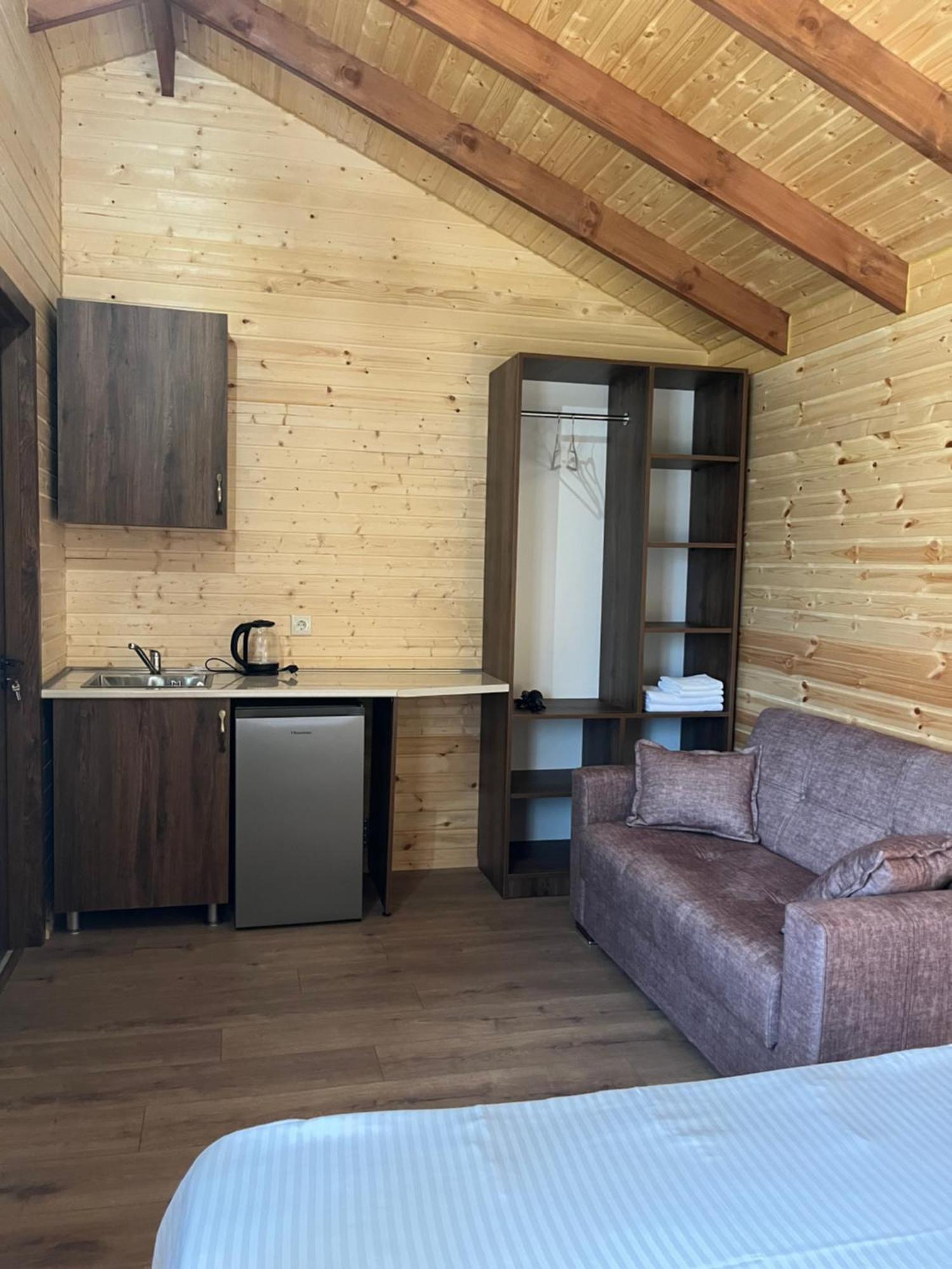 Finca Idoize Camping Hotel Akhmeta Ngoại thất bức ảnh