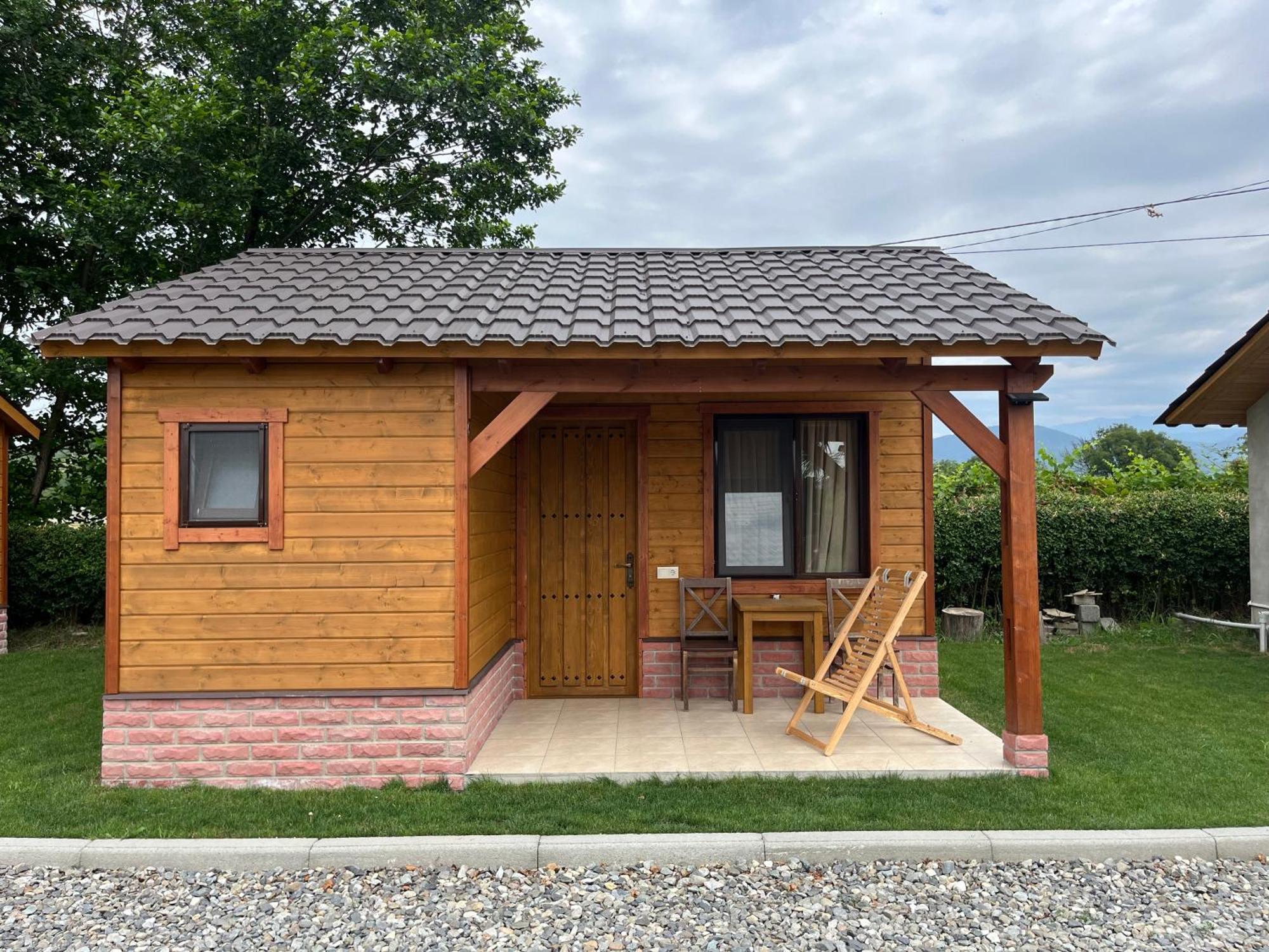 Finca Idoize Camping Hotel Akhmeta Ngoại thất bức ảnh